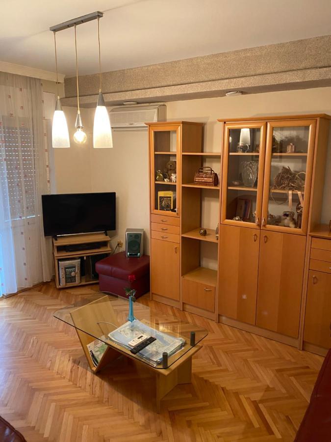 Apartman Luka + Free Parking Apartman Zára Kültér fotó