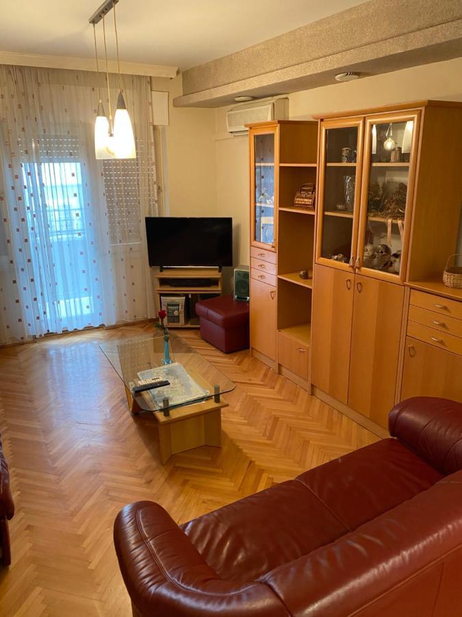 Apartman Luka + Free Parking Apartman Zára Kültér fotó