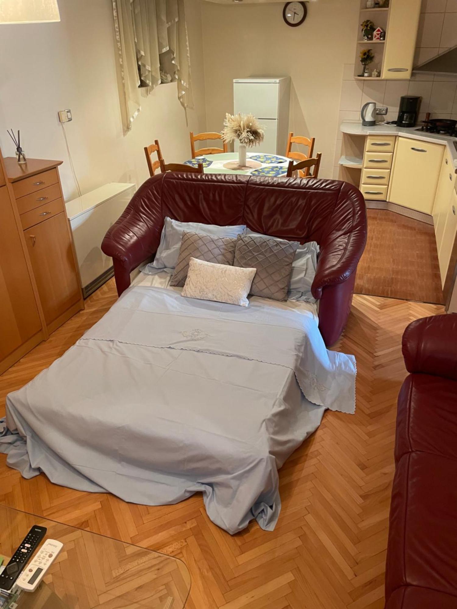 Apartman Luka + Free Parking Apartman Zára Kültér fotó